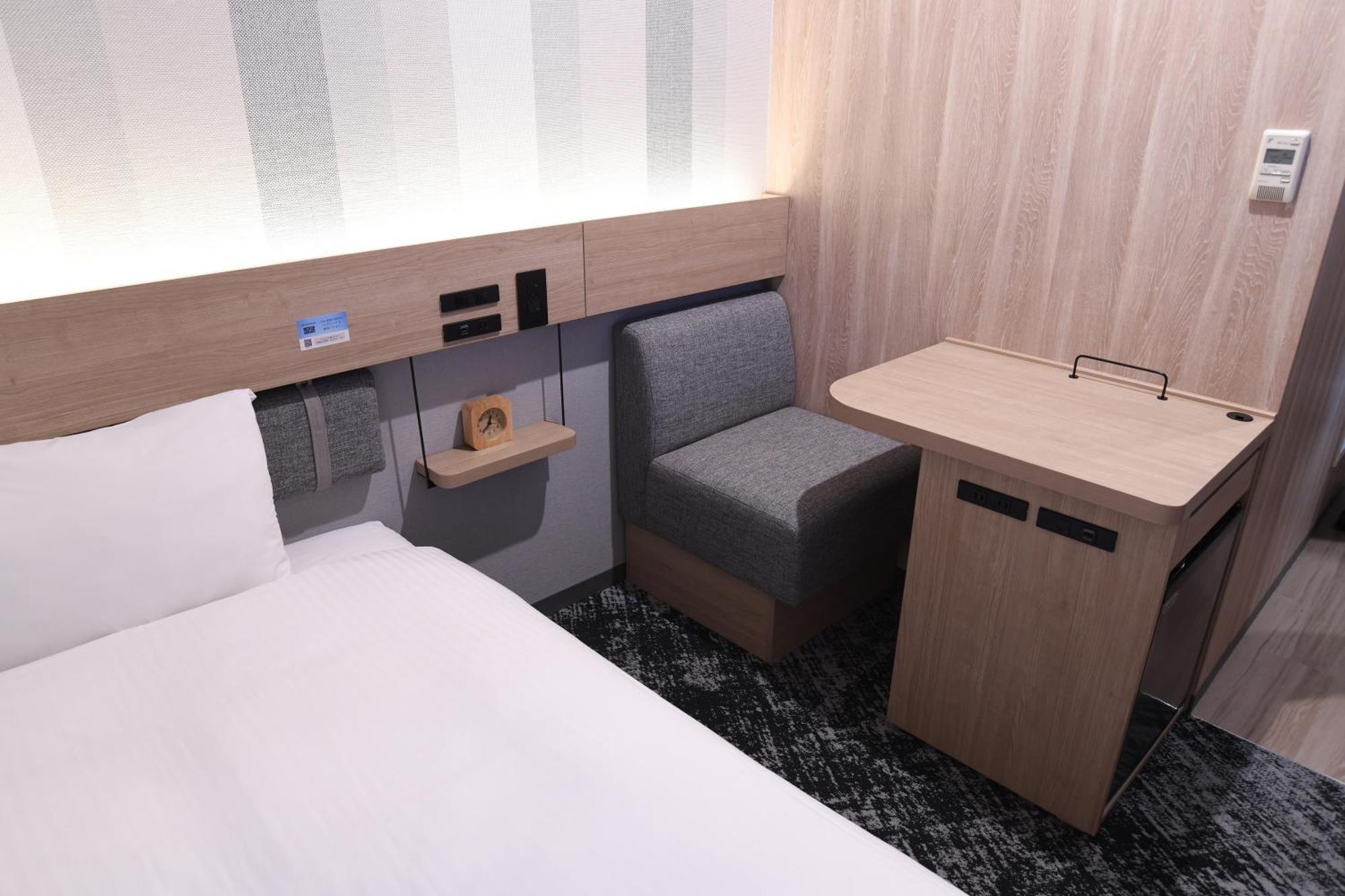 Washington R&B Hotel Otsuka Eki Kitaguchi Токио Стая снимка
